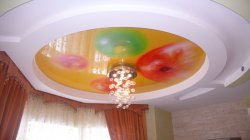 Минусы натяжных потолков